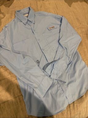Columbia Light Blue Men's Performance Long-Sleeve Shirt PFG size XS